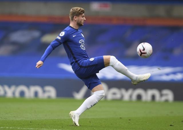 麦卡利斯特：庆祝动作是献给家人的；希望梅西能一直在国家队