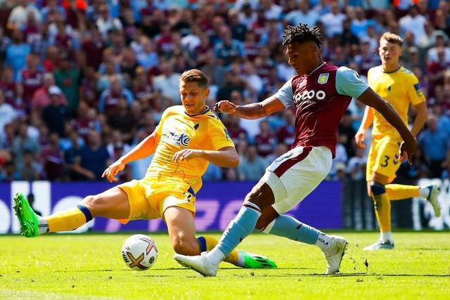 停球都能停出艺术感